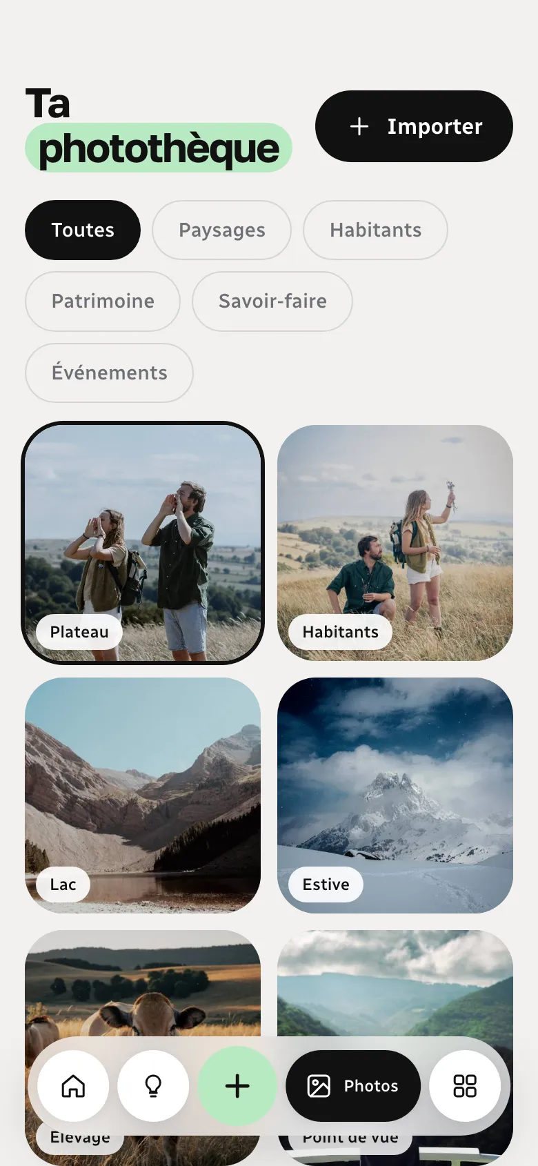 Écran « Photothèque » de l’app YouFolks