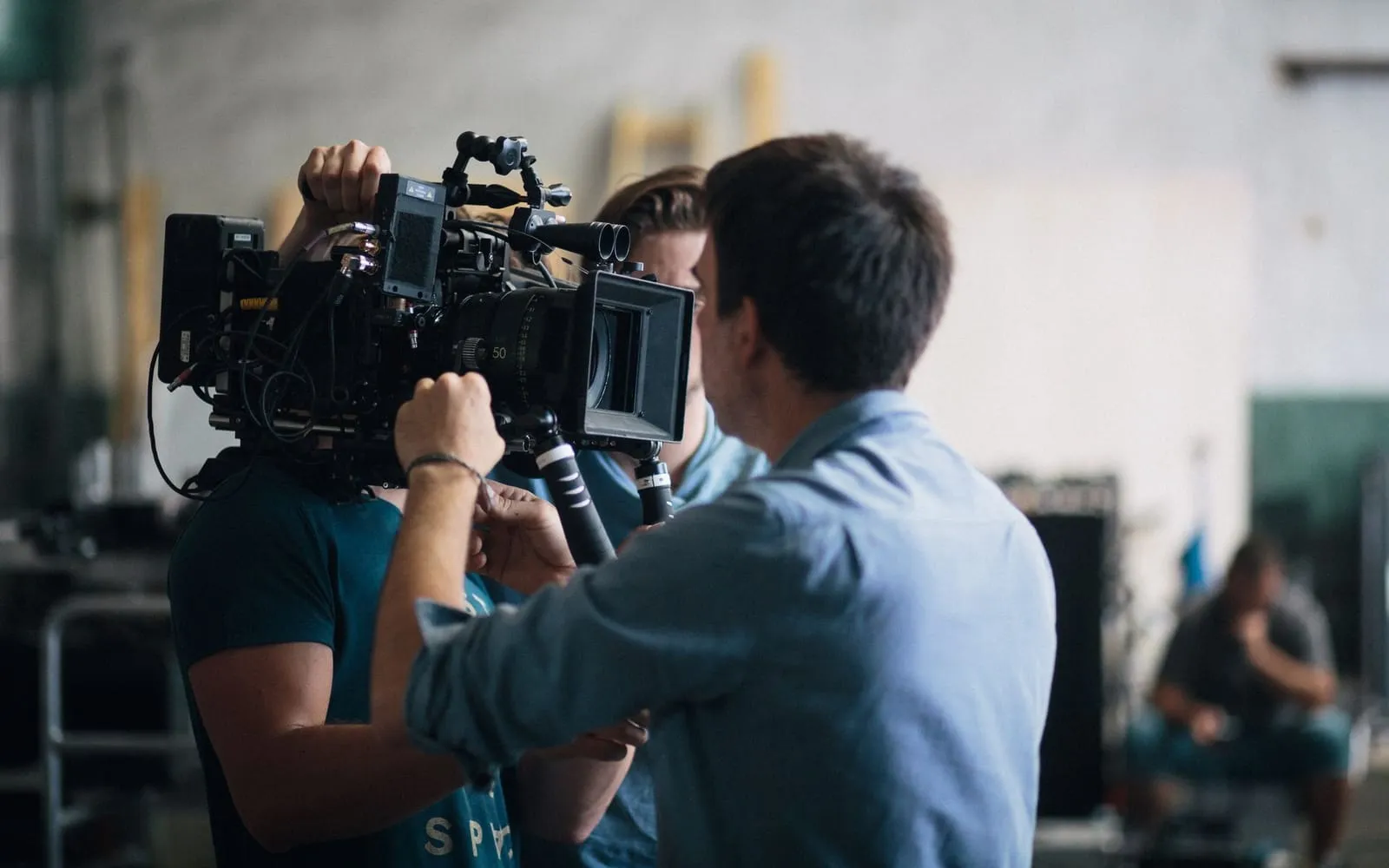 Tournage vidéo d’entreprise : une journée fait une saison, pas un film